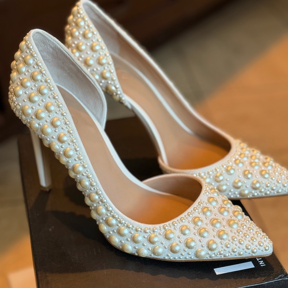 INC International Concepts Pearl-Studded White Heels Worn Once Box Kept